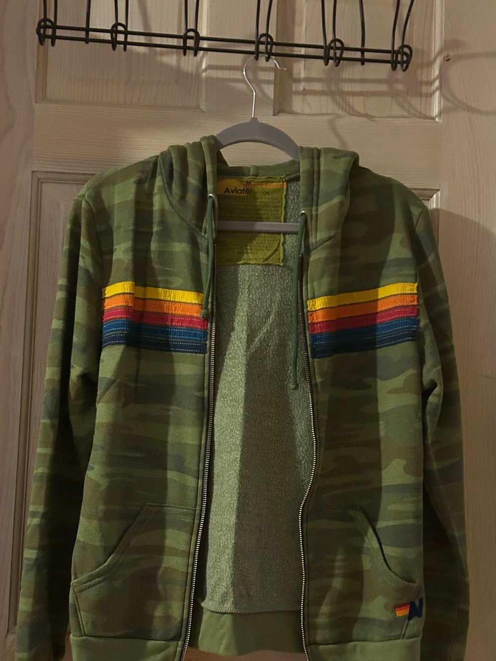 AVIATOR NATION 5 STRIPE HOODIE - CAMO. Women’s Medium - Picture 8 of 10